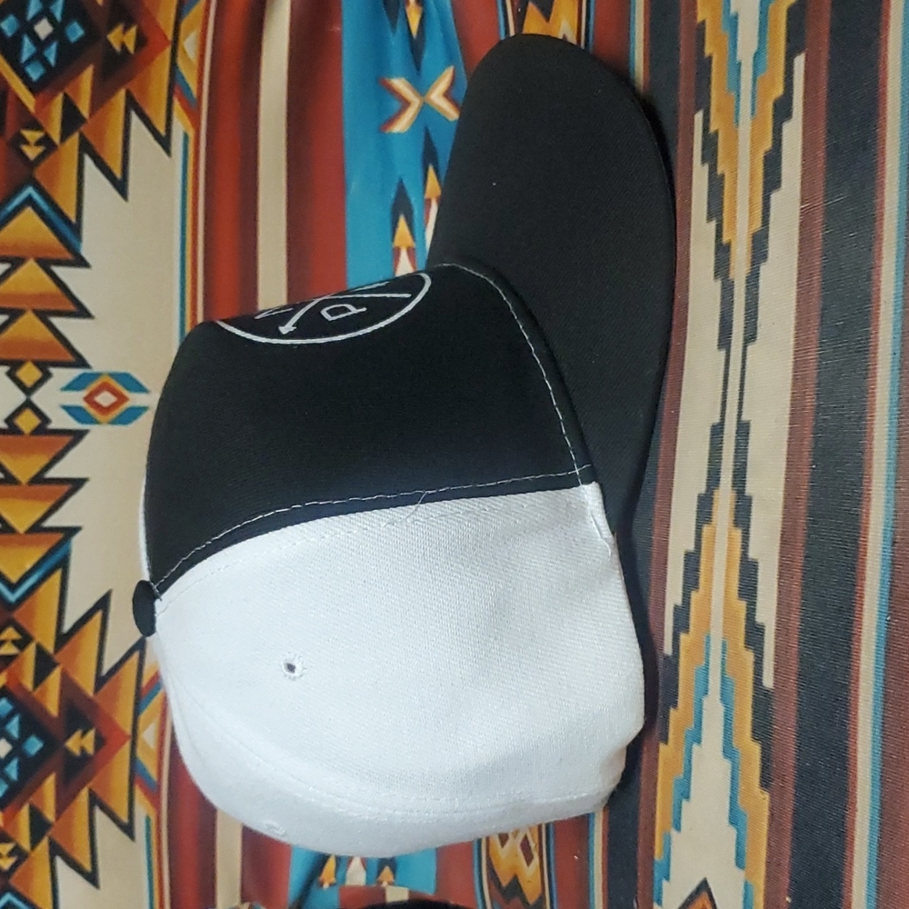 Hat - Picture 3 of 5